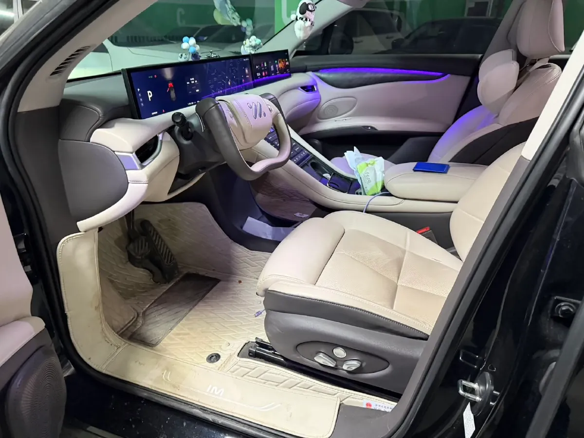 2023 IM LS6 BEV 71KWH,autocango,china used car exporter,china ev exporter,chinese used car exporter,chinese used ev exporter