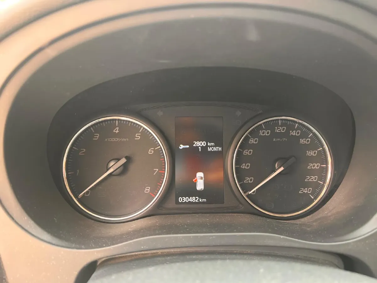 2021 Mitsubishi Outlander 2.4L 192HP L4 CVT,autocango,china used car exporter,china ev exporter,chinese used car exporter,chinese used ev exporter
