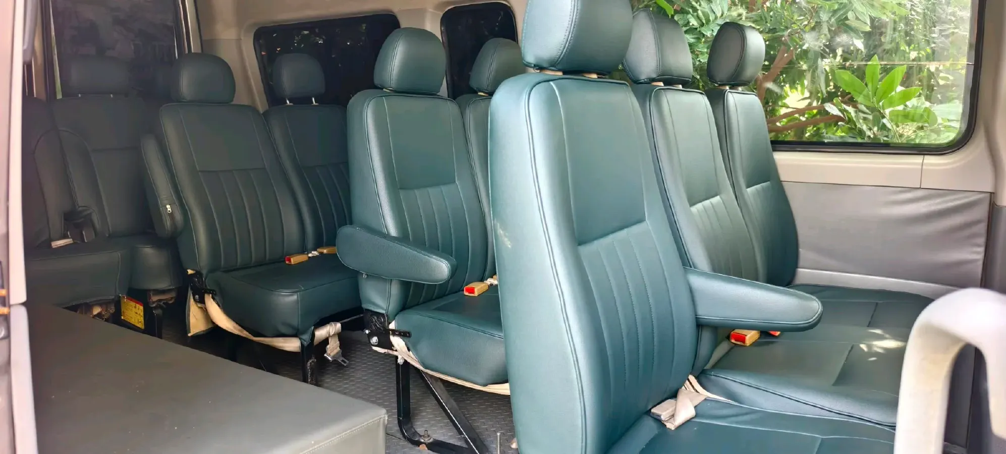 2013 MAXUS XinTu V80 2.5T 136HP L4 5MT,autocango,china used car exporter,china ev exporter,chinese used car exporter,chinese used ev exporter