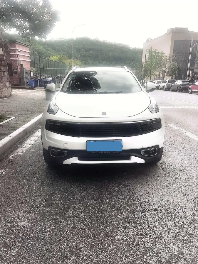 2019 LYNK&CO 01 2.0T 190HP L4 6AT,autocango,china used car exporter,china ev exporter,chinese used car exporter,chinese used ev exporter
