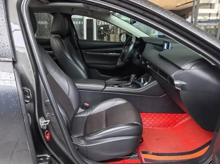 2020 Mazda 3 Axela 2.0L 158HP L4 6AT,autocango,china used car exporter,china ev exporter,chinese used car exporter,chinese used ev exporter