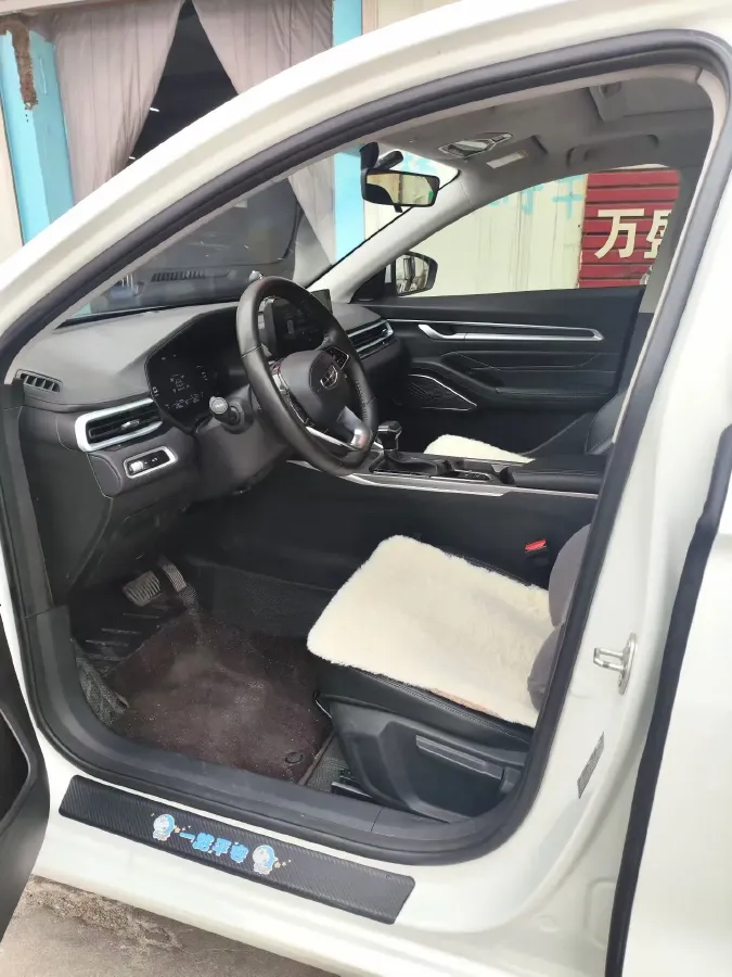 2022 Geely Emgrand 1.5L 114HP L4 CVT,autocango,china used car exporter,china ev exporter,chinese used car exporter,chinese used ev exporter