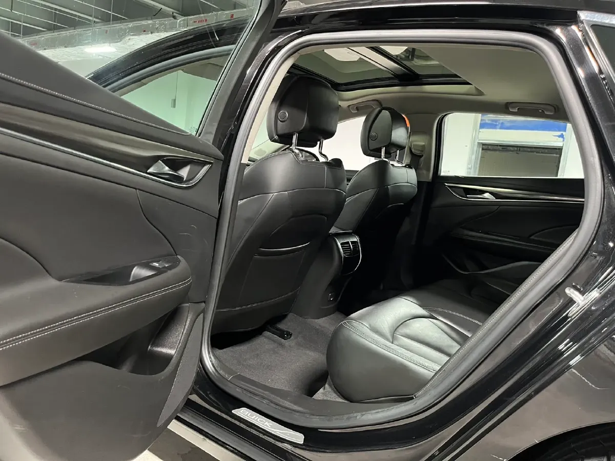 2020 Buick Larcosse 2.0T 237HP L4 9AT,autocango,china used car exporter,china ev exporter,chinese used car exporter,chinese used ev exporter