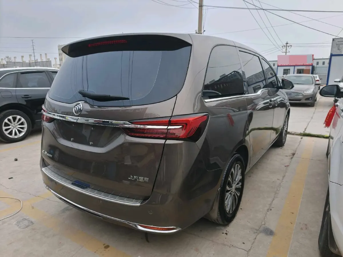 2021 Buick GL8 2.0T 237HP L4 9AT,autocango,china used car exporter,china ev exporter,chinese used car exporter,chinese used ev exporter