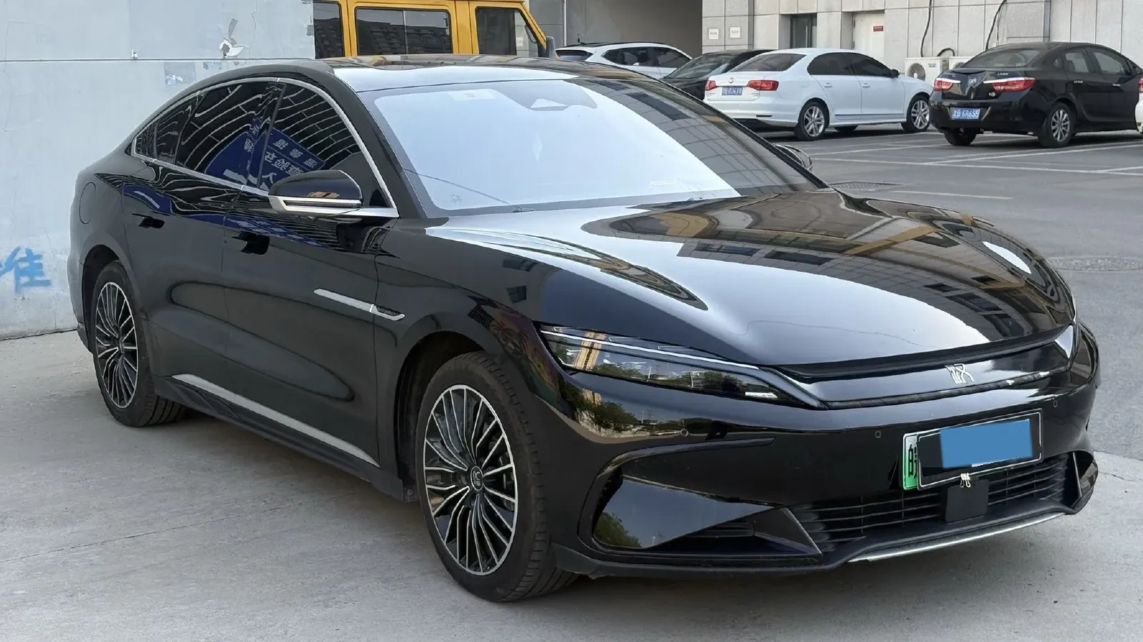 2023 BYD Han BEV 60.48KWH,autocango,china used car exporter,china ev exporter,chinese used car exporter,chinese used ev exporter