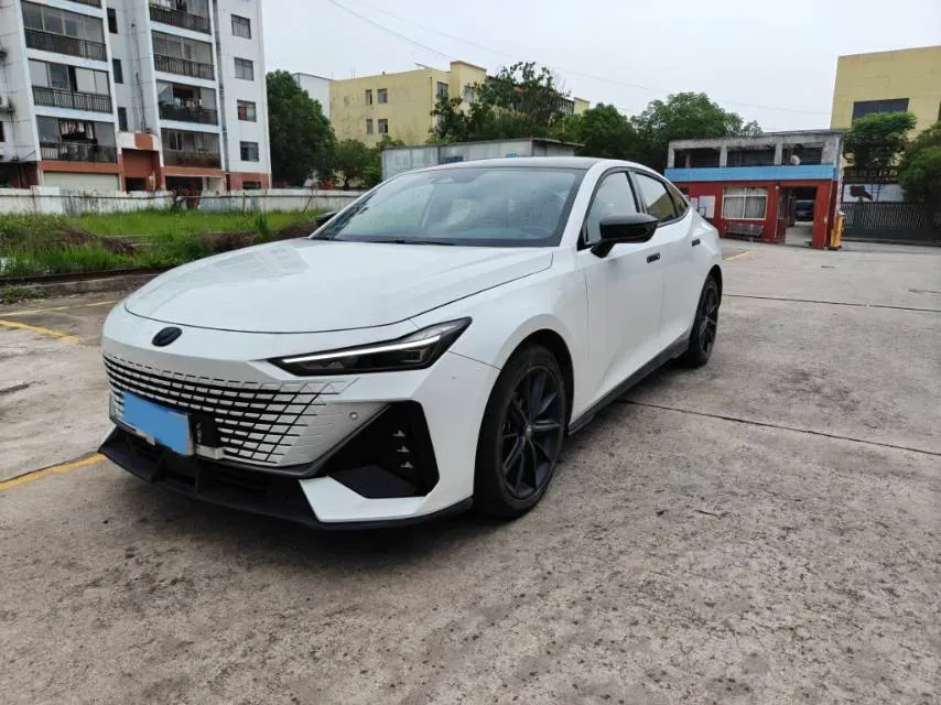 2023 ChangAn UNI-V 1.5T 188HP L4 7DCT,autocango,china used car exporter,china ev exporter,chinese used car exporter,chinese used ev exporter
