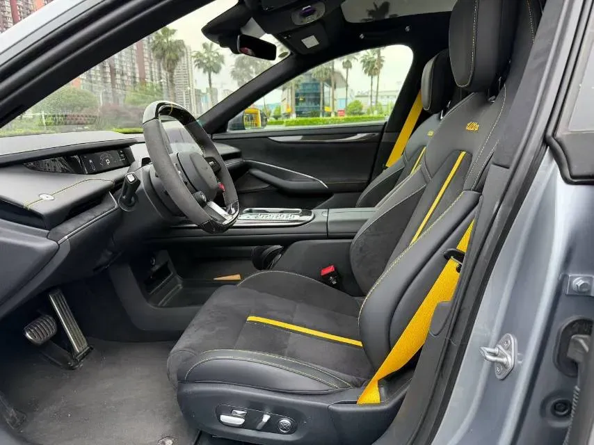 2025 MI SU7 Ultra BEV 93.7KWH,autocango,china used car exporter,china ev exporter,chinese used car exporter,chinese used ev exporter