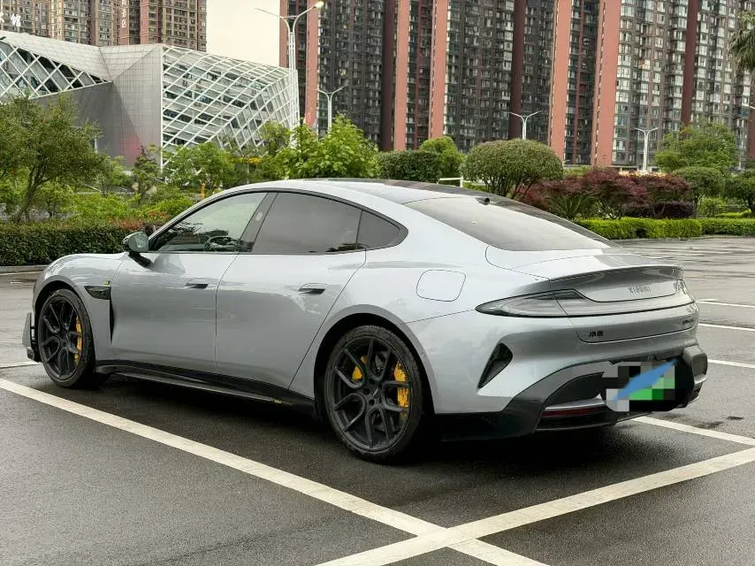 2025 MI SU7 Ultra BEV 93.7KWH,autocango,china used car exporter,china ev exporter,chinese used car exporter,chinese used ev exporter