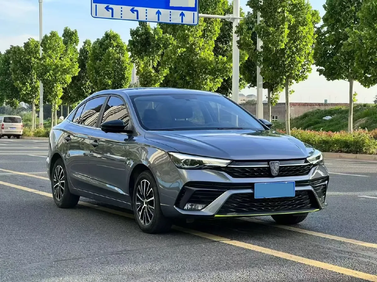 2021 Roewe i5 1.5L 120HP L4 CVT,autocango,china used car exporter,china ev exporter,chinese used car exporter,chinese used ev exporter