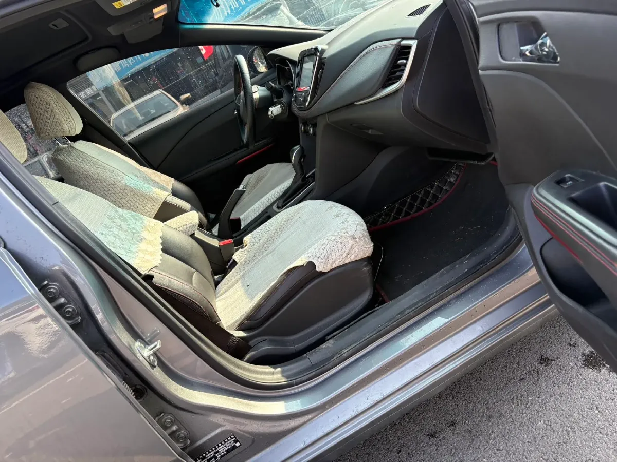 2019 Chevrolet Monza 1.3T 163HP L3 6AT,autocango,china used car exporter,china ev exporter,chinese used car exporter,chinese used ev exporter