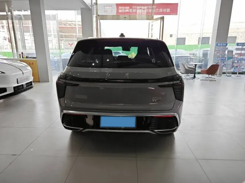 2023 HongQi HS3 1.5T 169HP L4 7DCT,autocango,china used car exporter,china ev exporter,chinese used car exporter,chinese used ev exporter
