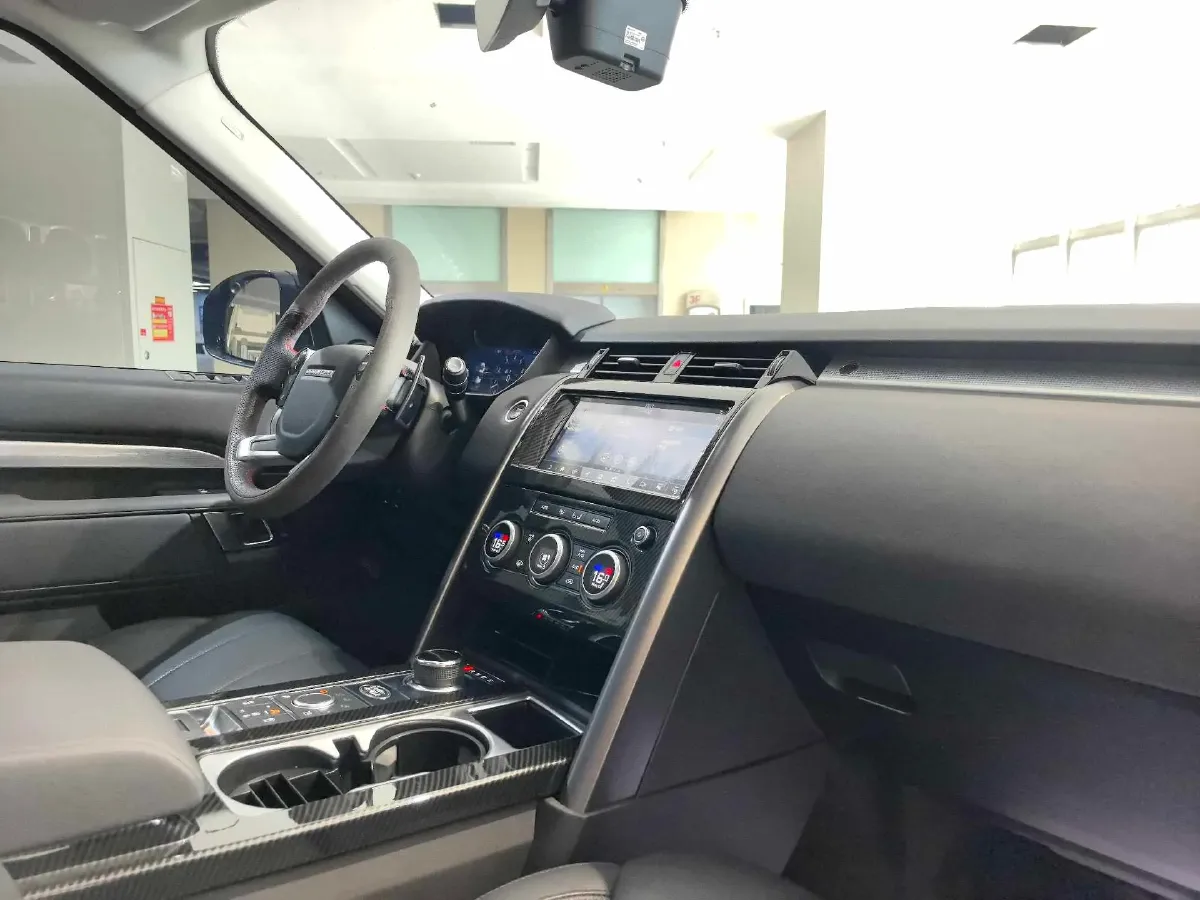 2020 Land Rover Discovery 3.0T 340HP V6 8AT,autocango,china used car exporter,china ev exporter,chinese used car exporter,chinese used ev exporter