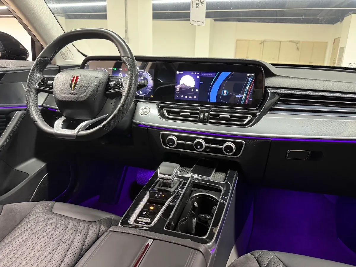 2023 HongQi HS5 2.0T 252HP L4 8AT,autocango,china used car exporter,china ev exporter,chinese used car exporter,chinese used ev exporter