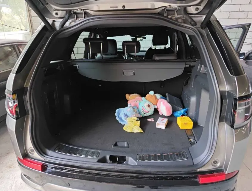 2022 Land Rover Discovery Sport 2.0T 249HP L4 9AT,autocango,china used car exporter,china ev exporter,chinese used car exporter,chinese used ev exporter