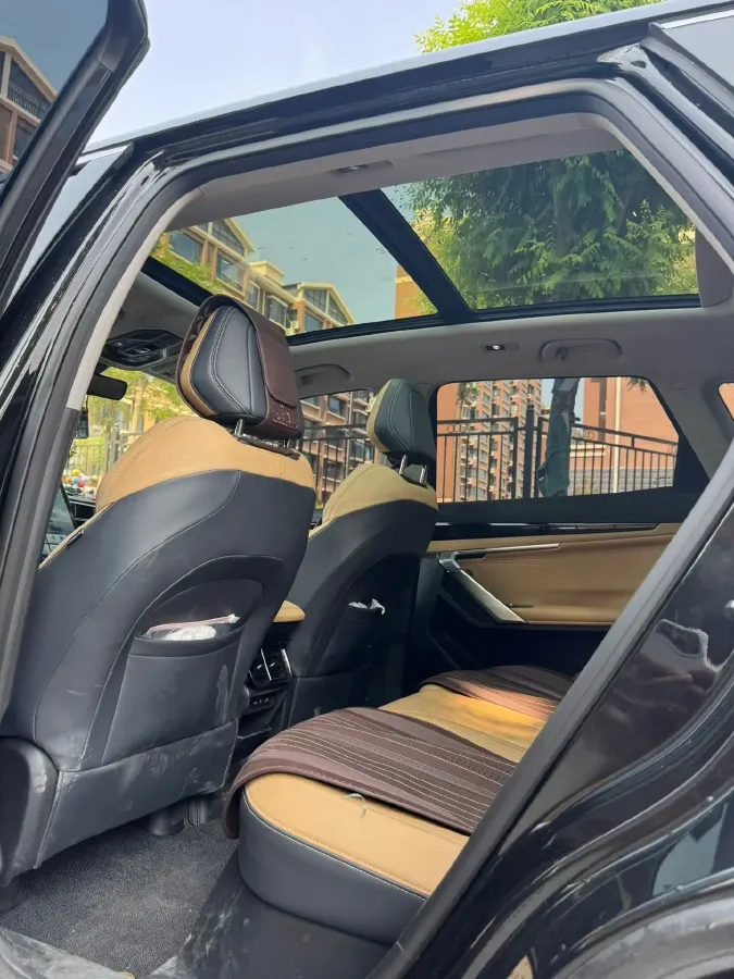 2023 Geely StarRay 1.5T 181HP L4 7DCT,autocango,china used car exporter,china ev exporter,chinese used car exporter,chinese used ev exporter