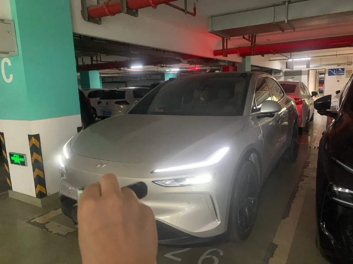 2024 ONVO L60 BEV 60KWH,autocango,china used car exporter,china ev exporter,chinese used car exporter,chinese used ev exporter