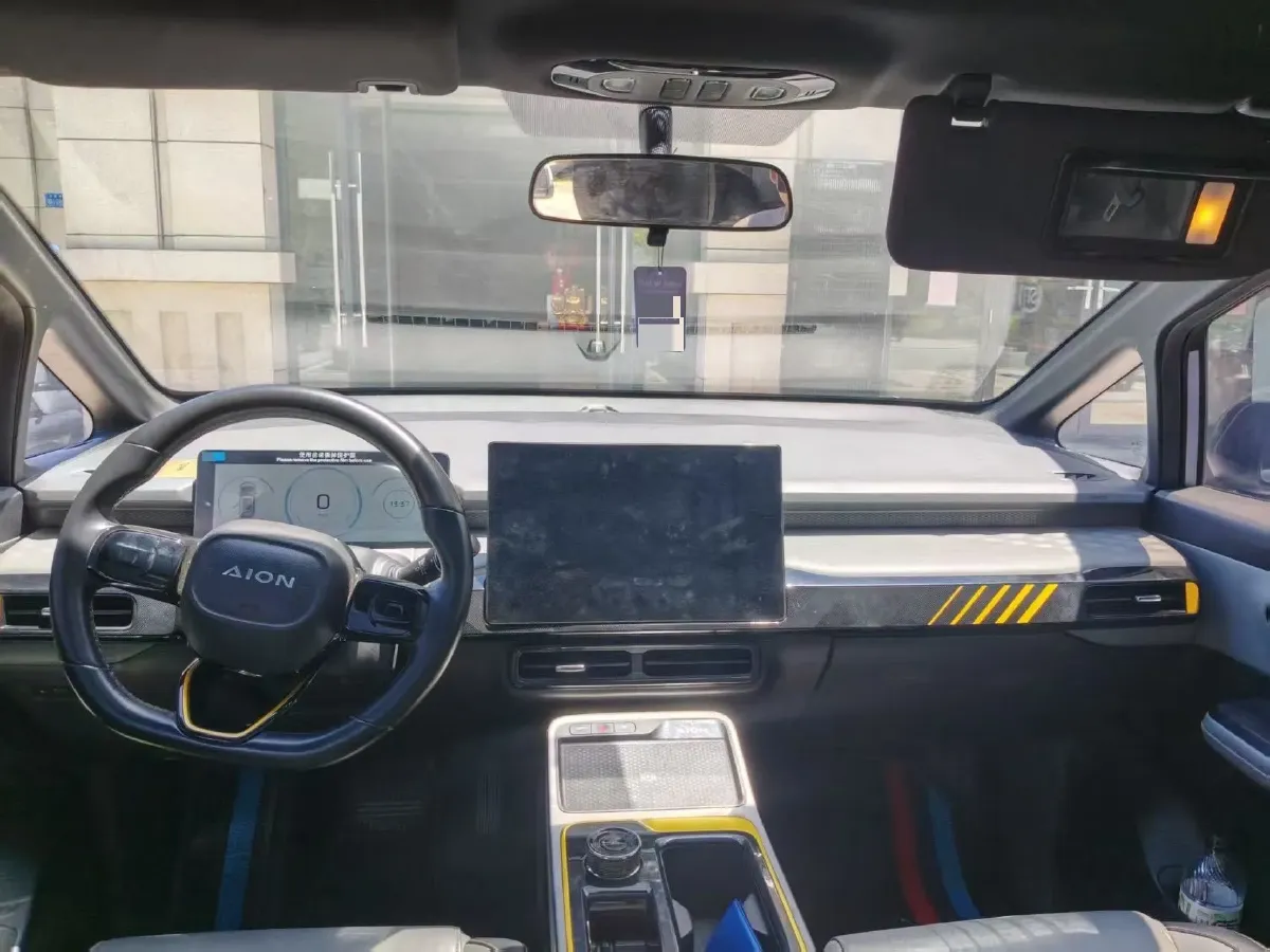 2022 Geely Okavango 1.8T 184HP L4 7DCT,autocango,china used car exporter,china ev exporter,chinese used car exporter,chinese used ev exporter