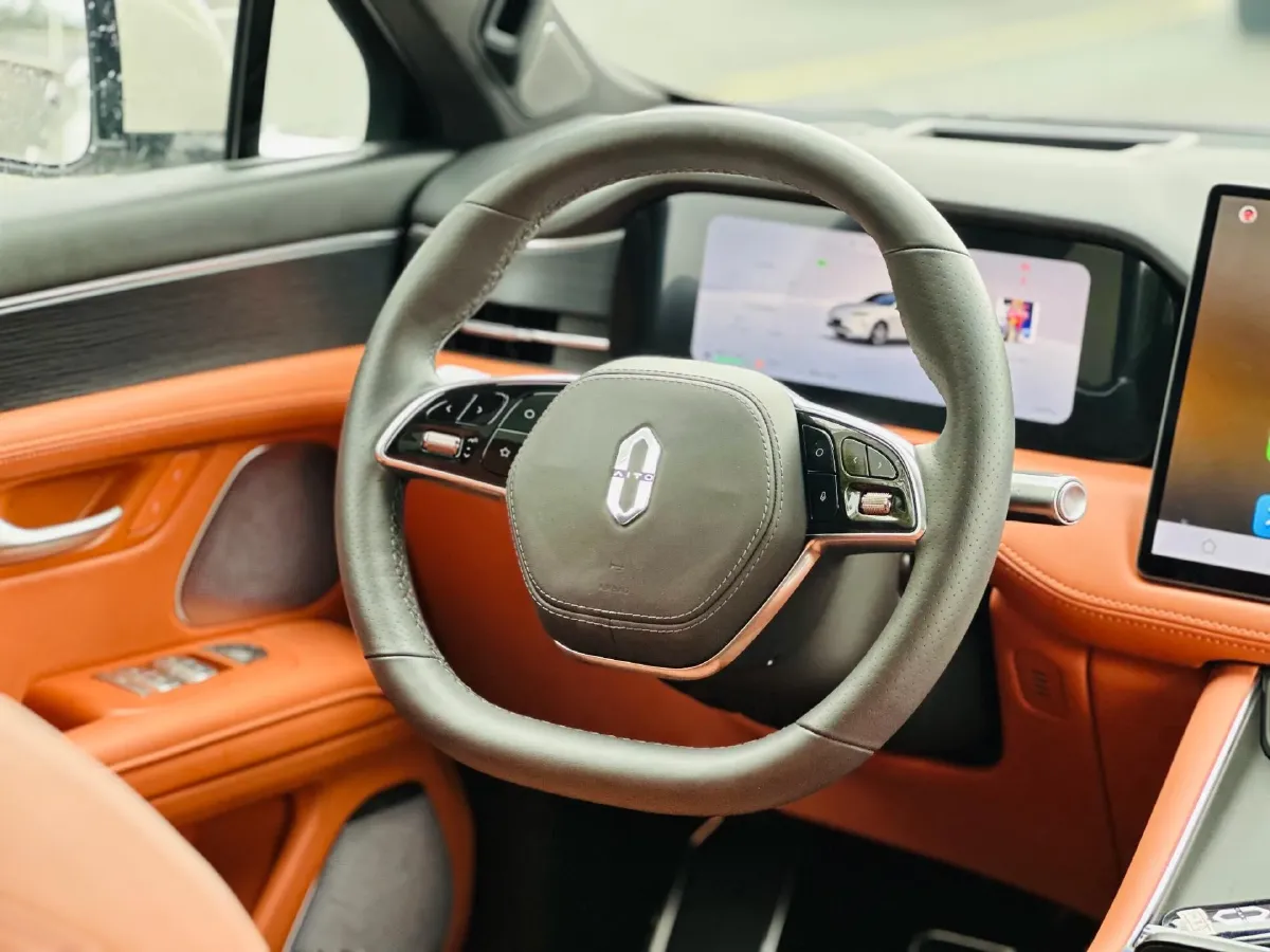 2025 AITO AITO M5 1.5T 152HP L4 REEV 42KWH,autocango,china used car exporter,china ev exporter,chinese used car exporter,chinese used ev exporter