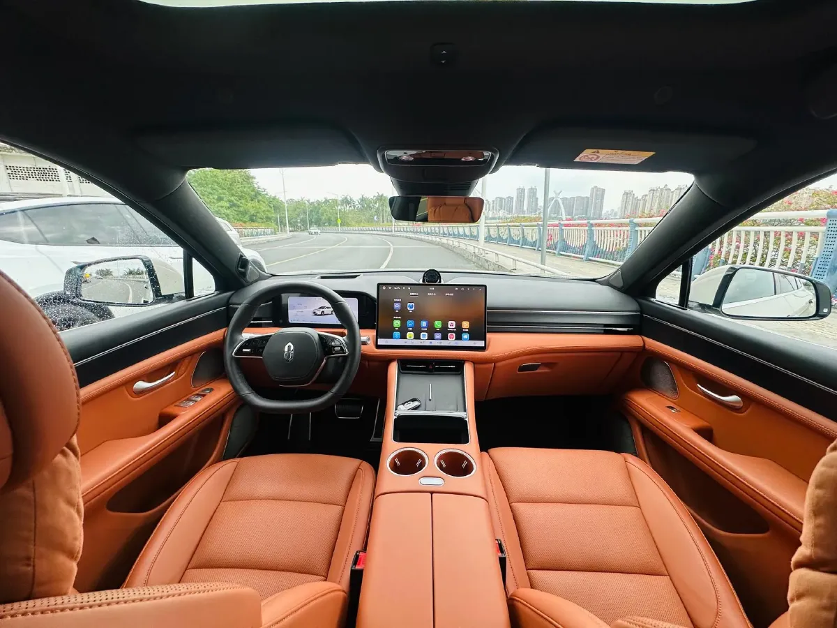 2025 AITO AITO M5 1.5T 152HP L4 REEV 42KWH,autocango,china used car exporter,china ev exporter,chinese used car exporter,chinese used ev exporter