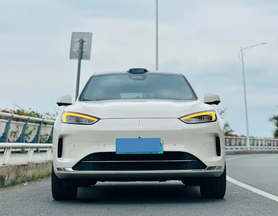 2025 AITO AITO M5 1.5T 152HP L4 REEV 42KWH,autocango,china used car exporter,china ev exporter,chinese used car exporter,chinese used ev exporter