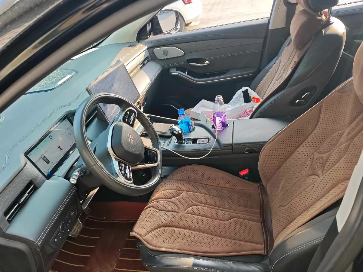 2023 Chery Tiggo 9 2.0T 261HP L4 8AT,autocango,china used car exporter,china ev exporter,chinese used car exporter,chinese used ev exporter