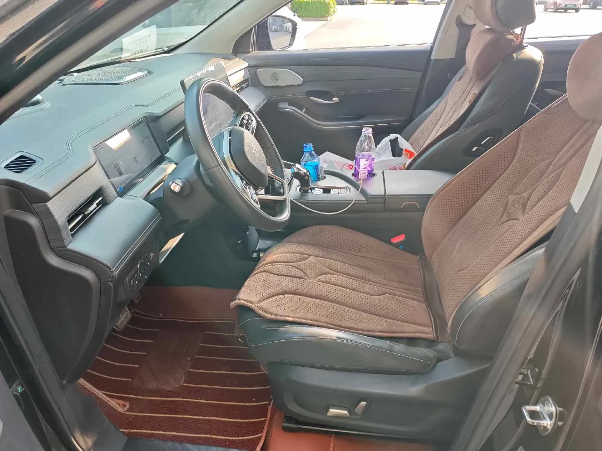 2023 Chery Tiggo 9 2.0T 261HP L4 8AT,autocango,china used car exporter,china ev exporter,chinese used car exporter,chinese used ev exporter