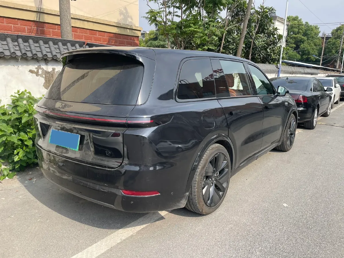 2022 Li L9 Range Extended 154HP REEV 42.6KWH,autocango,china used car exporter,china ev exporter,chinese used car exporter,chinese used ev exporter