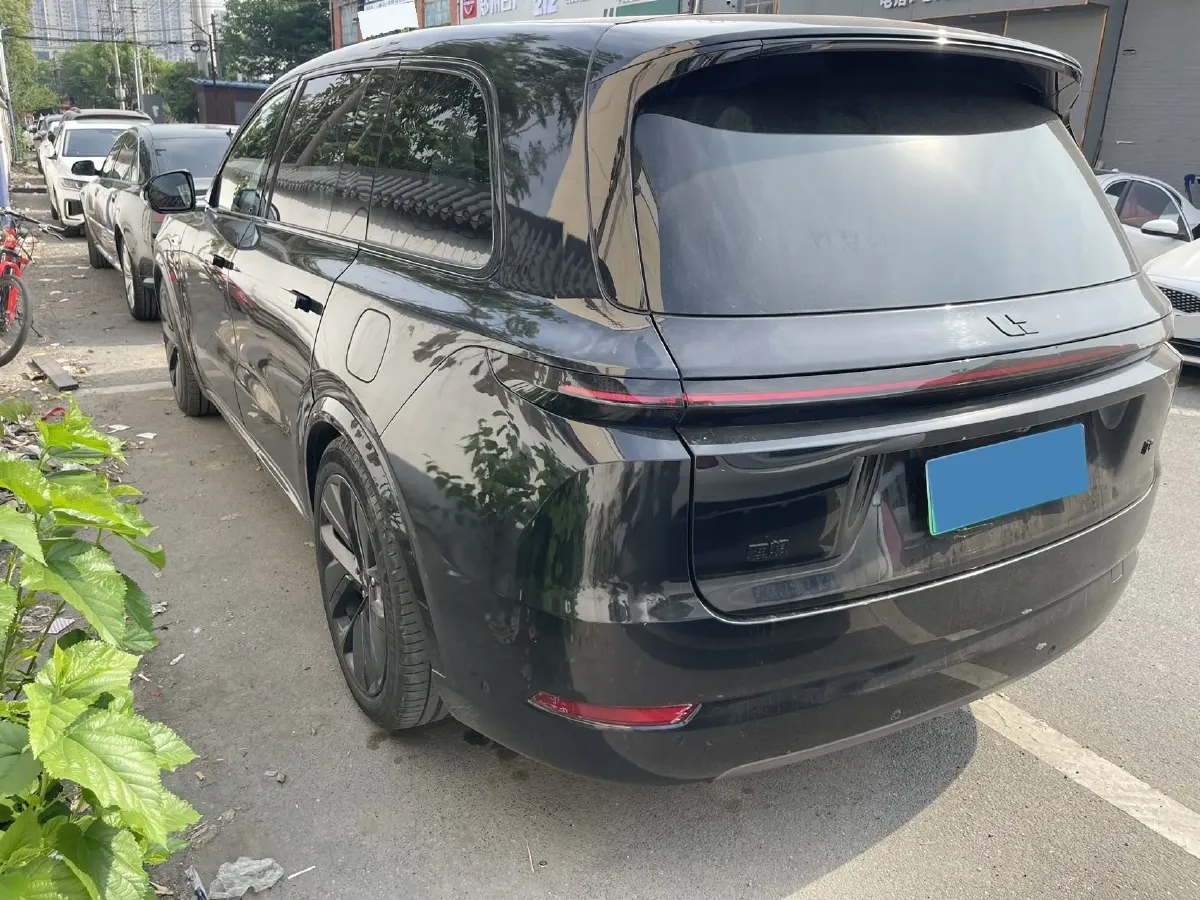 2022 Li L9 Range Extended 154HP REEV 42.6KWH,autocango,china used car exporter,china ev exporter,chinese used car exporter,chinese used ev exporter