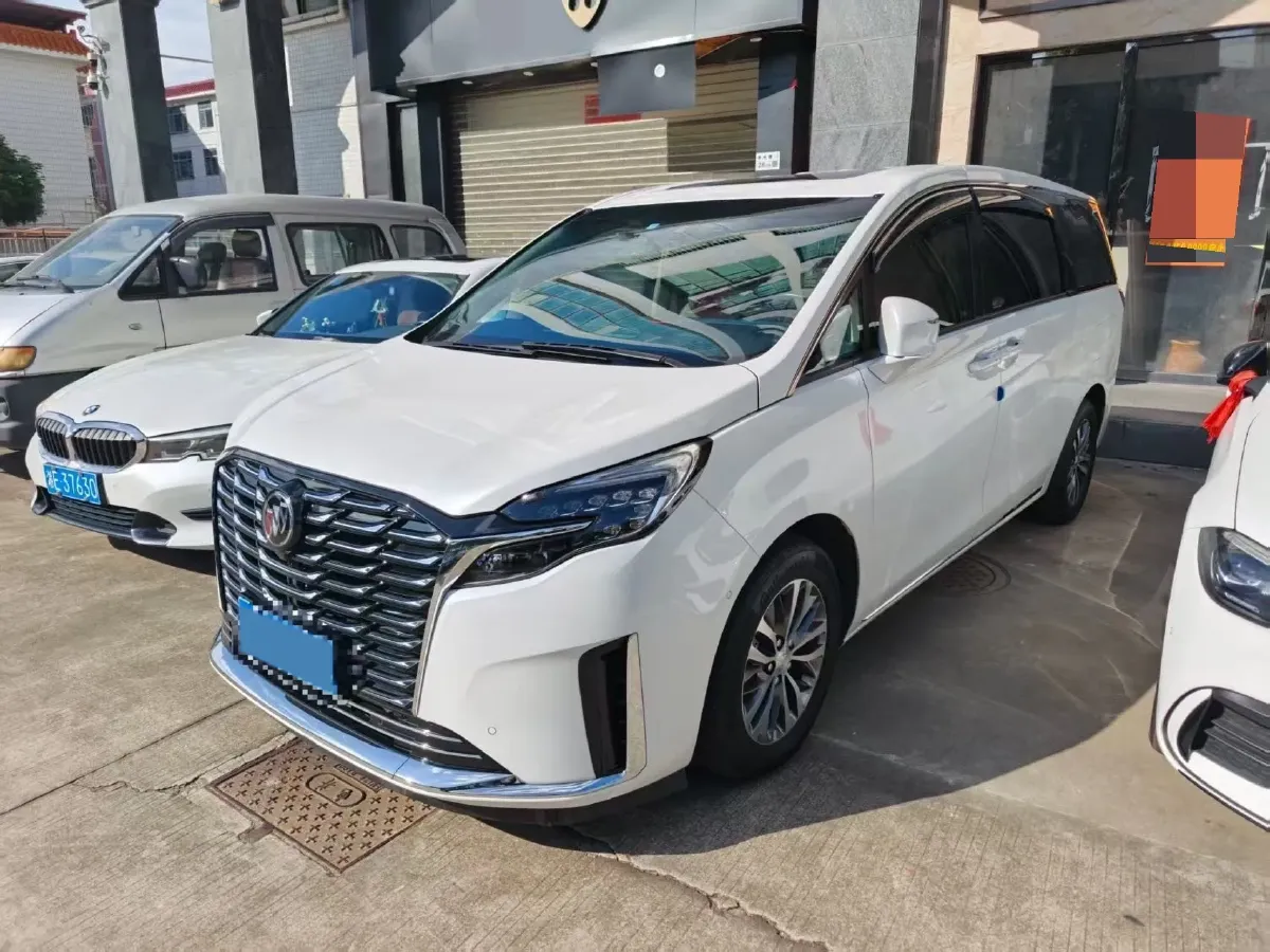 2023 Buick GL8 2.0T 237HP L4 9AT,autocango,china used car exporter,china ev exporter,chinese used car exporter,chinese used ev exporter