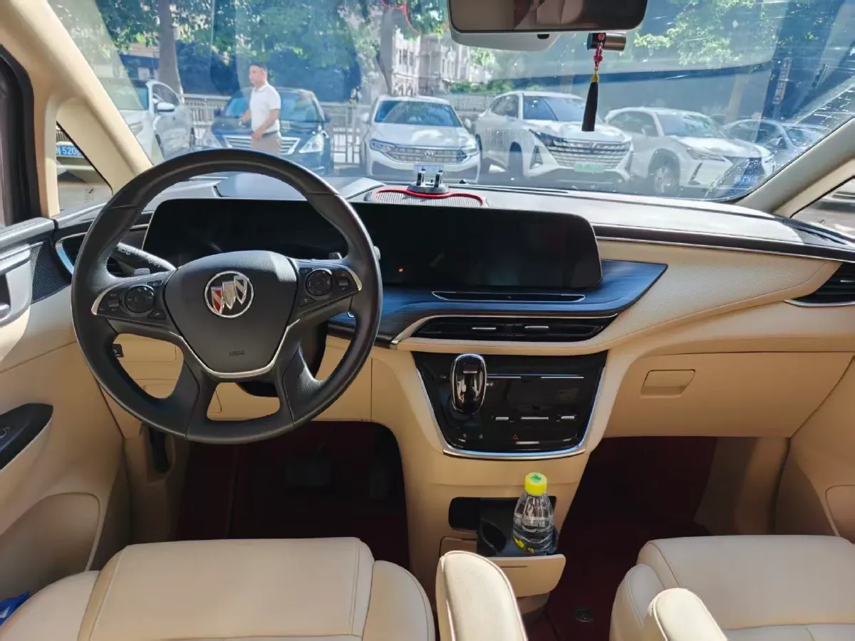 2023 Buick GL8 2.0T 237HP L4 9AT,autocango,china used car exporter,china ev exporter,chinese used car exporter,chinese used ev exporter