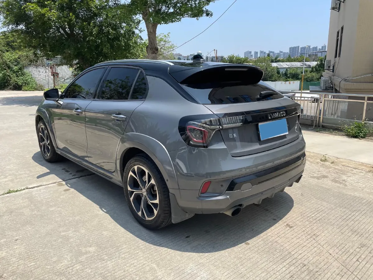 2018 Toyota C-HR 2.0L 171HP L4 CVT,autocango,china used car exporter,china ev exporter,chinese used car exporter,chinese used ev exporter