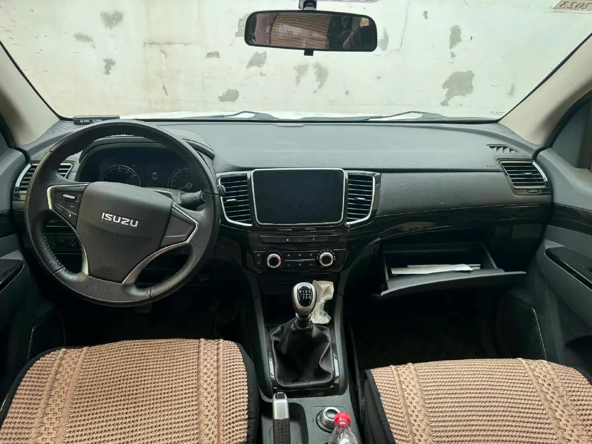 2020 Isuzu LingTuo 2.5T 150HP L4 6MT,autocango,china used car exporter,china ev exporter,chinese used car exporter,chinese used ev exporter