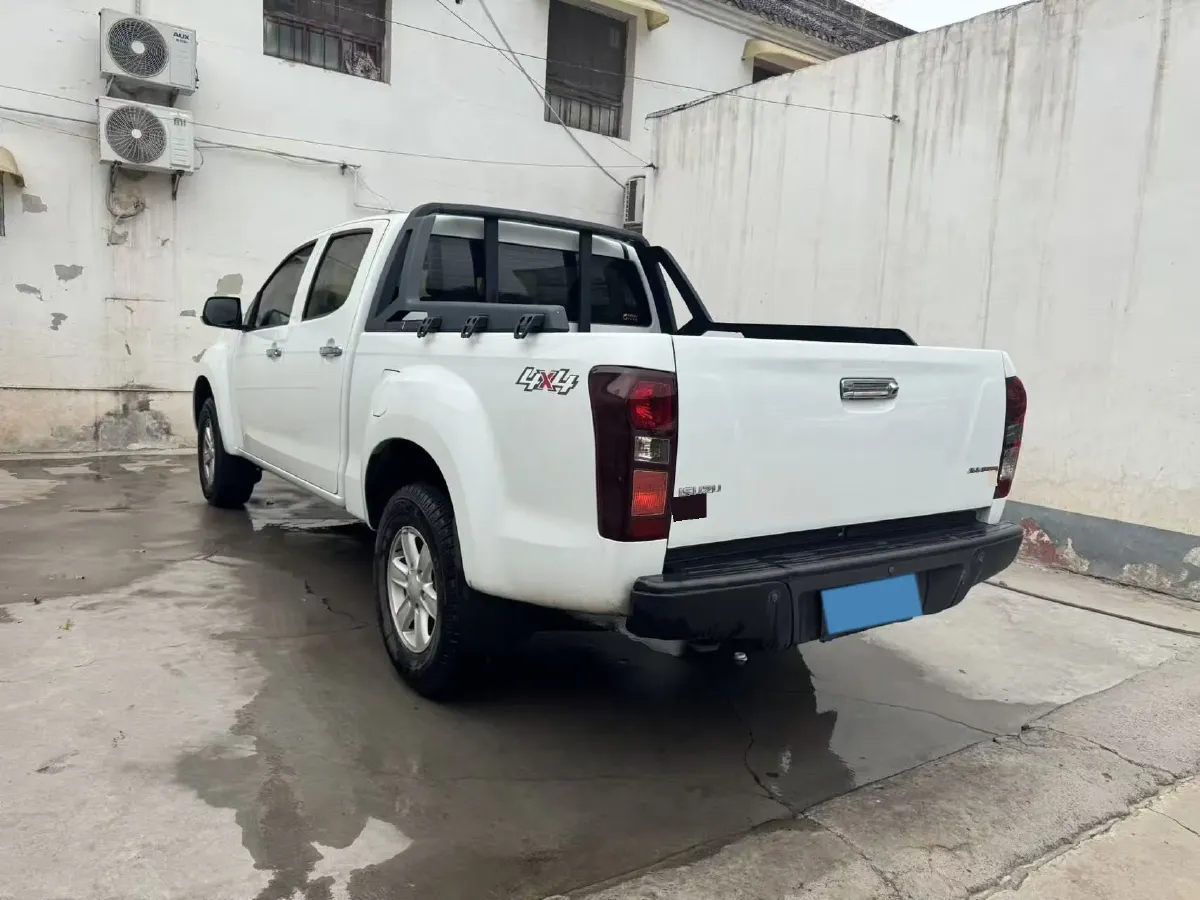 2020 Isuzu LingTuo 2.5T 150HP L4 6MT,autocango,china used car exporter,china ev exporter,chinese used car exporter,chinese used ev exporter