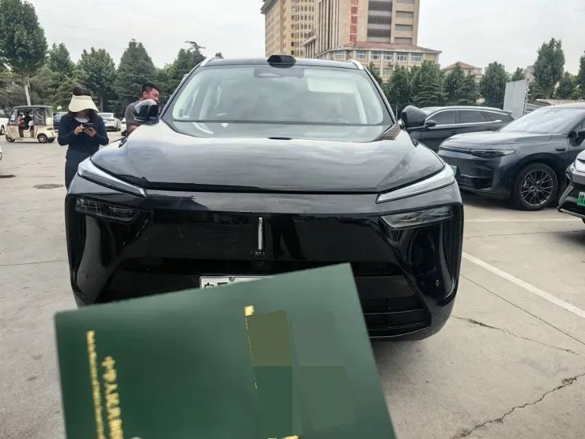 2025 WEY BlueMountain 1.5T 170HP L4 4DHT PHEV 52.3KWH,autocango,china used car exporter,china ev exporter,chinese used car exporter,chinese used ev exporter