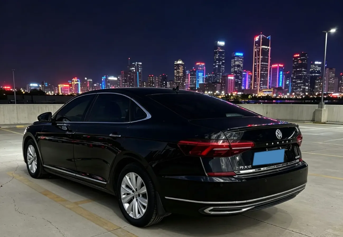 2019 Skoda Kodiak 2.0T 186HP L4 7DCT,autocango,china used car exporter,china ev exporter,chinese used car exporter,chinese used ev exporter