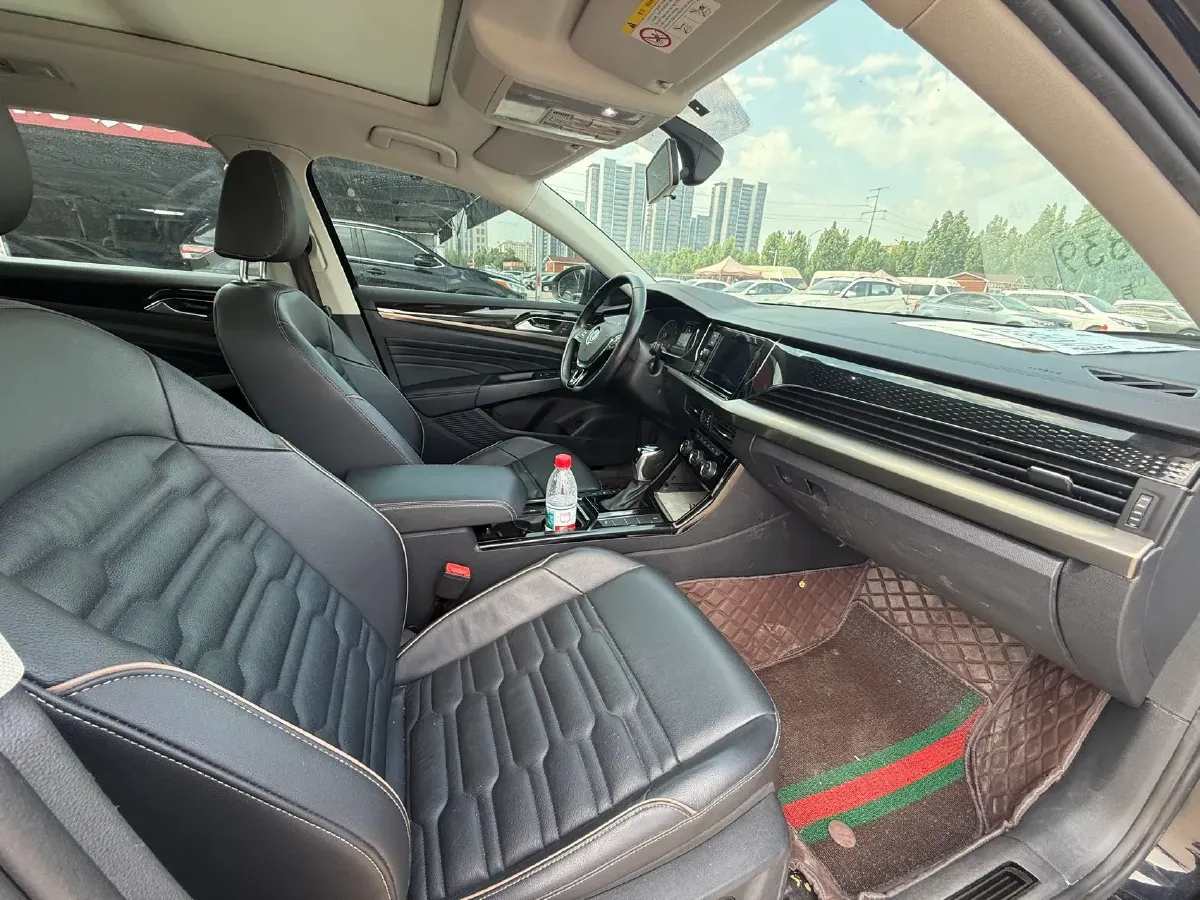 2019 Skoda Kodiak 2.0T 186HP L4 7DCT,autocango,china used car exporter,china ev exporter,chinese used car exporter,chinese used ev exporter
