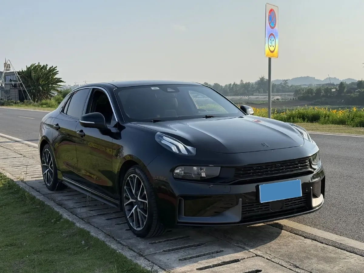 2022 LYNK&CO 03 2.0T 190HP L4 7DCT,autocango,china used car exporter,china ev exporter,chinese used car exporter,chinese used ev exporter