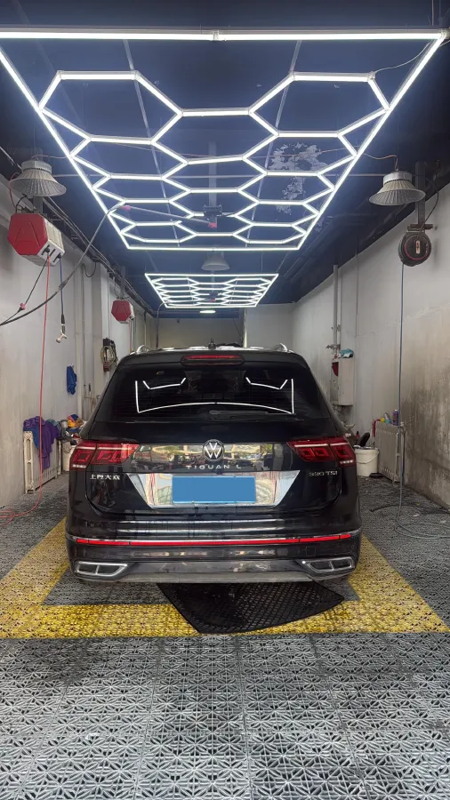 2024 Volkswagen Tiguan L 2.0T 186HP L4 7DCT,autocango,china used car exporter,china ev exporter,chinese used car exporter,chinese used ev exporter