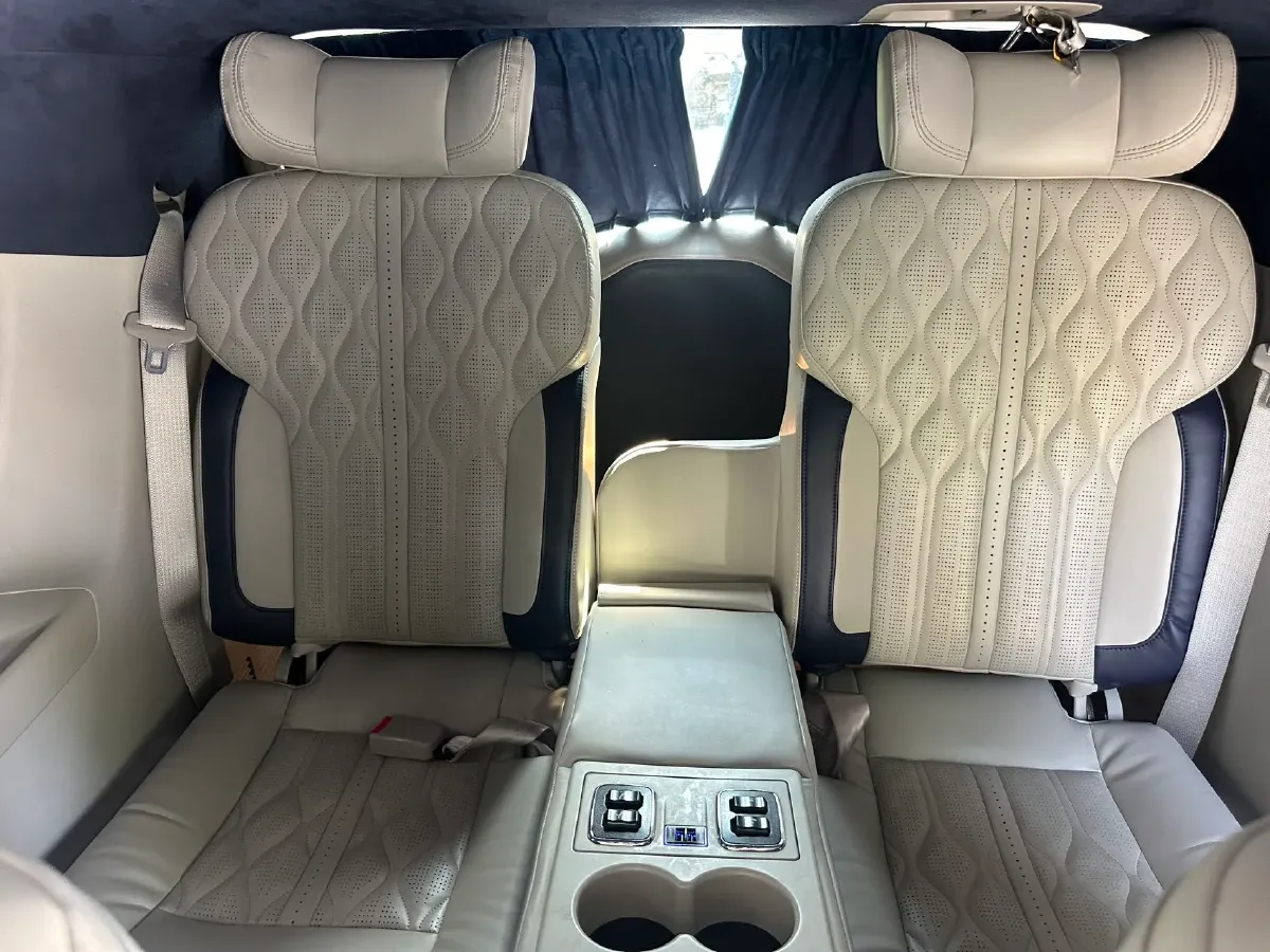 2020 Buick GL8 2.0T 237HP L4 9AT,autocango,china used car exporter,china ev exporter,chinese used car exporter,chinese used ev exporter