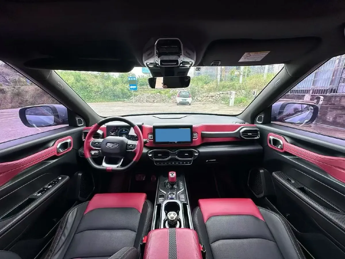 2020 Geely ICON 1.5T 177HP L3 7DCT,autocango,china used car exporter,china ev exporter,chinese used car exporter,chinese used ev exporter