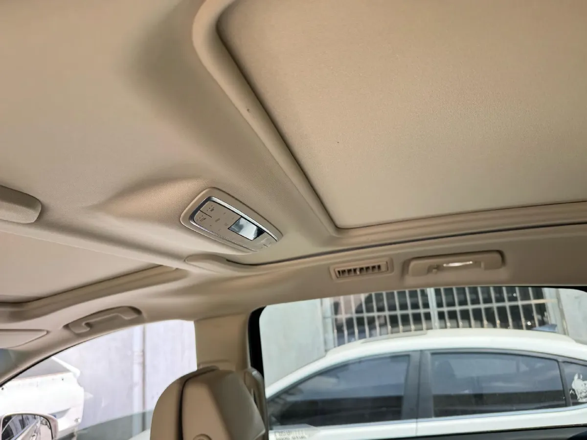 2023 Buick GL8 2.0T 237HP L4 9AT,autocango,china used car exporter,china ev exporter,chinese used car exporter,chinese used ev exporter