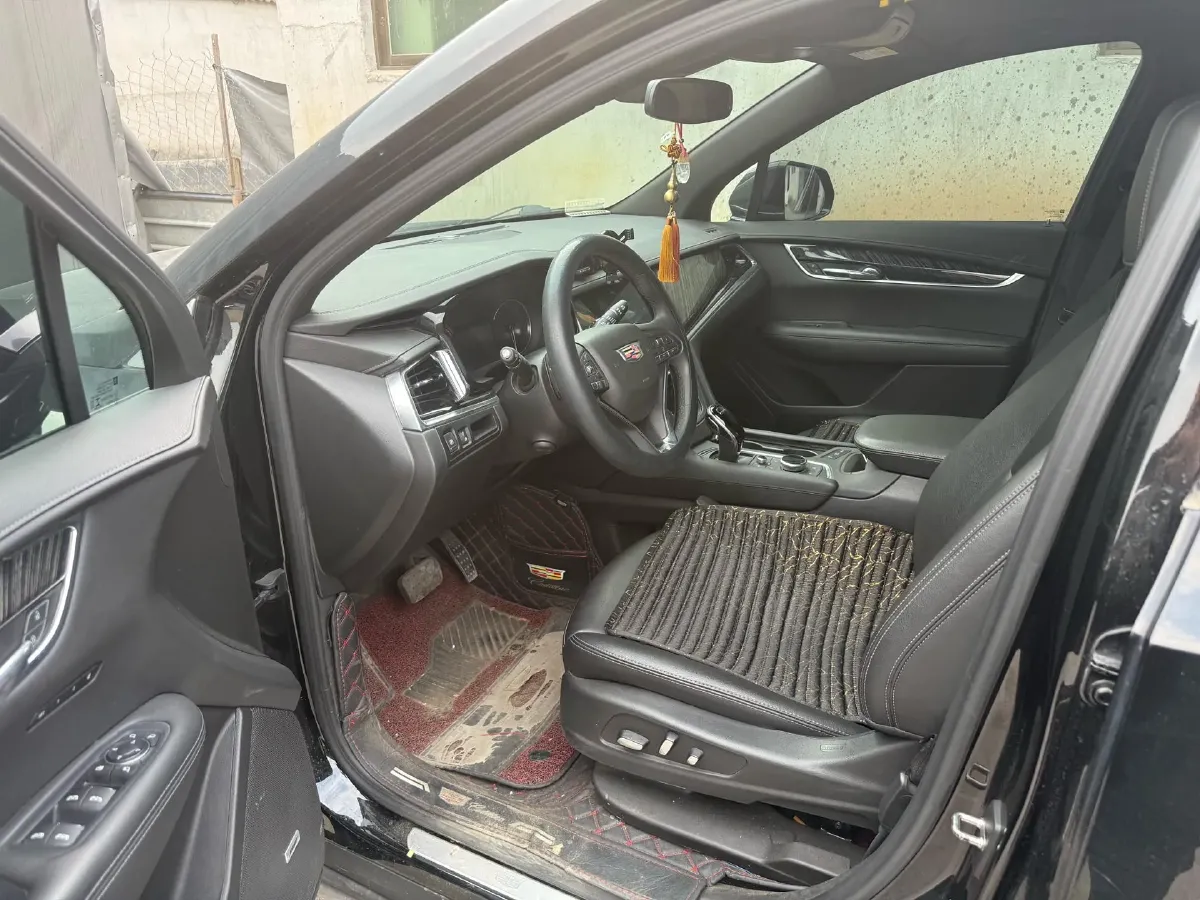 2022 Cadillac XT6 2.0T 237HP L4 9AT,autocango,china used car exporter,china ev exporter,chinese used car exporter,chinese used ev exporter