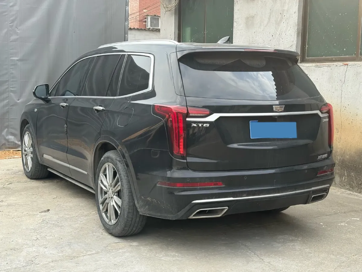 2022 Cadillac XT6 2.0T 237HP L4 9AT,autocango,china used car exporter,china ev exporter,chinese used car exporter,chinese used ev exporter