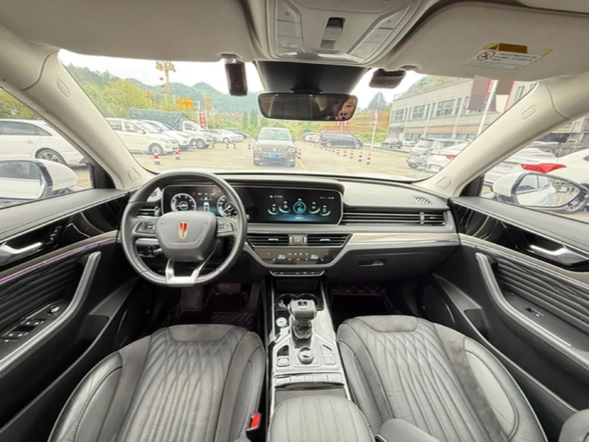 2022 HongQi HS5 2.0T 224HP L4 6AT,autocango,china used car exporter,china ev exporter,chinese used car exporter,chinese used ev exporter