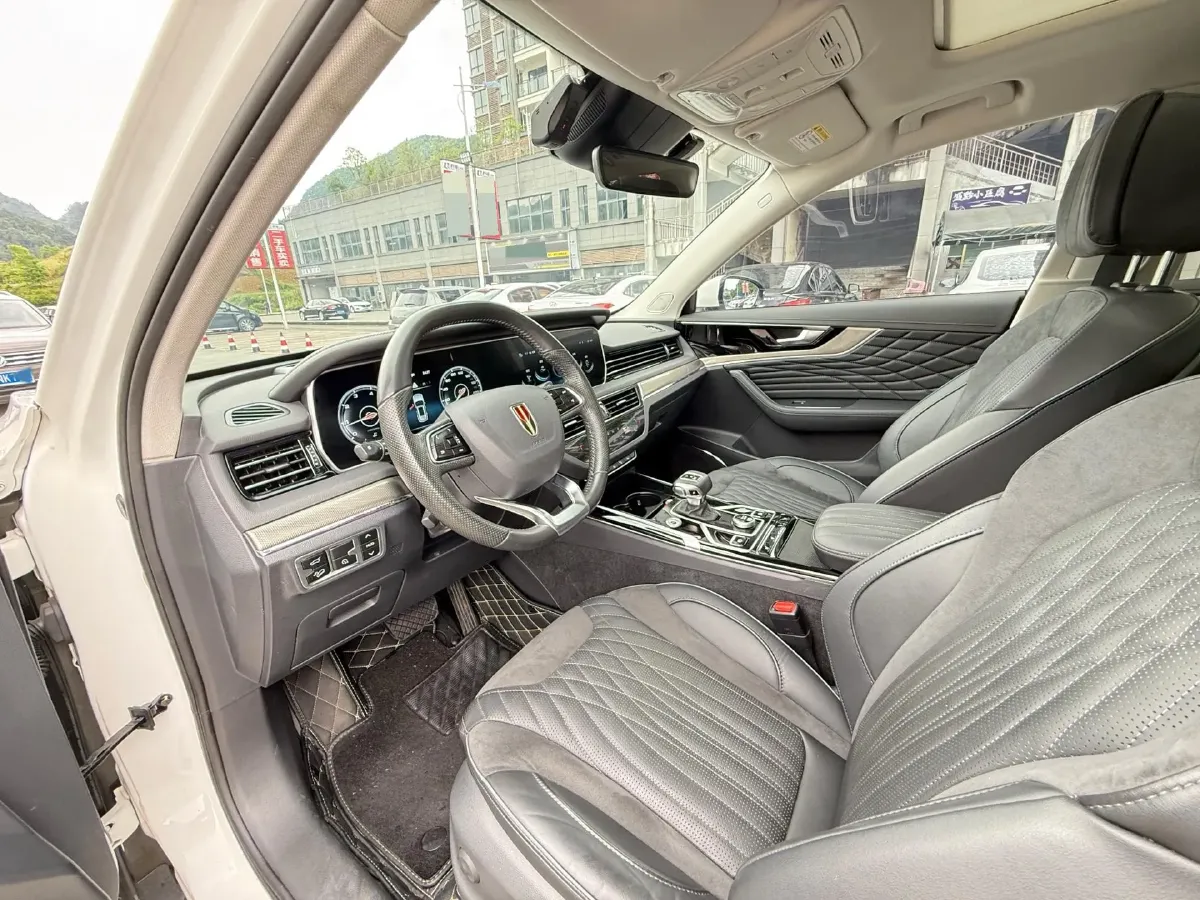 2022 HongQi HS5 2.0T 224HP L4 6AT,autocango,china used car exporter,china ev exporter,chinese used car exporter,chinese used ev exporter