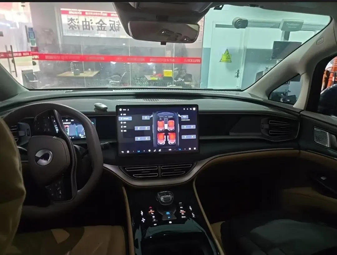 2022 Mercedes-Benz GLC Class 2.0T 197HP L4 9AT,autocango,china used car exporter,china ev exporter,chinese used car exporter,chinese used ev exporter