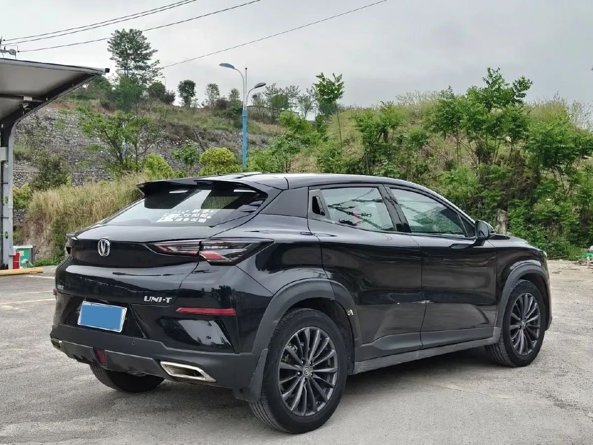 2020 ChangAn UNI-T 1.5T 180HP L4 7DCT,autocango,china used car exporter,china ev exporter,chinese used car exporter,chinese used ev exporter