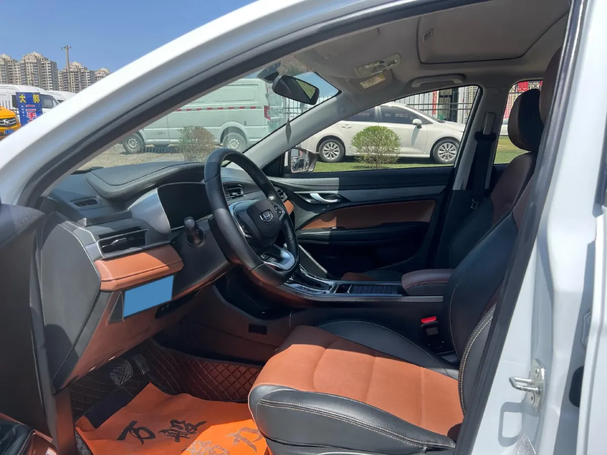 2021 BaoJun 530 1.5T 147HP L4 CVT,autocango,china used car exporter,china ev exporter,chinese used car exporter,chinese used ev exporter
