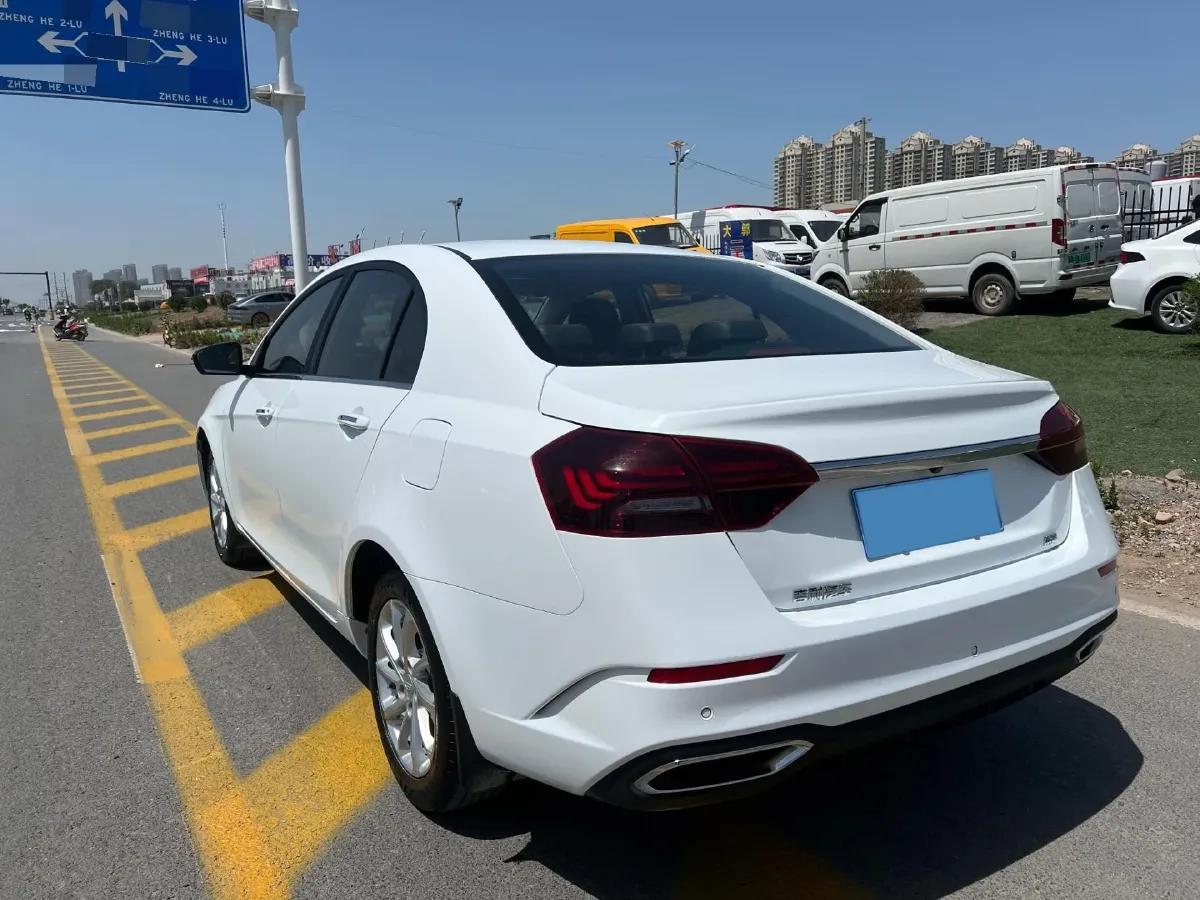 2021 BaoJun 530 1.5T 147HP L4 CVT,autocango,china used car exporter,china ev exporter,chinese used car exporter,chinese used ev exporter