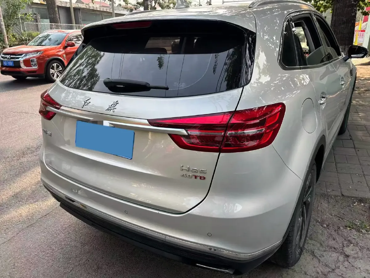 2022 HongQi HS5 2.0T 224HP L4 6AT,autocango,china used car exporter,china ev exporter,chinese used car exporter,chinese used ev exporter